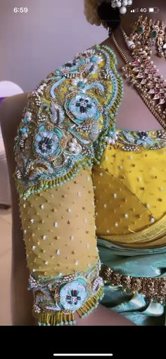 Latest Maggam Work Blouses 2023, 3d Work Embroidery Blouse, Simple Maggam Work Blouse, Simple Maggam Work, Gold Blouse Designs, Blouse Design Aari Work, Embroidery Quotes, Embroidery Abstract, Maggam Blouses