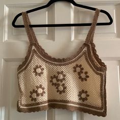 Brand New. Crocheted Style Crop Tank. Vintage Crochet Top Beige Summer, Vintage Crochet Top In Beige For Summer, Vintage Beige Crochet Top For Summer, Vintage Beige Crochet Top With Crochet Trim, Cream Crochet Lace Cotton Top, Cream Crochet Top With Trim For Vacation, Summer Cream Crochet Top, Beige Crochet Top For Spring, Cream Crochet Top For Summer