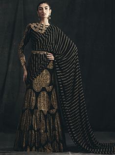 Bhumika Sharma-Black & Gold Pleated Saree With Blouse Belt-INDIASPOPUP.COM Bhumika Sharma, Pleated Saree, Emerald Green Stone, New Saree Blouse Designs, Circle Print, Embroidered Belt, Drape Saree, Black Saree, Embellished Blouse