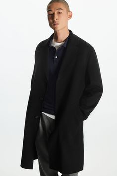 Designed for a relaxed fit, this double-faced coat is crafted from a responsibly sourced wool blend. It's tailored with notch lapels, slanted welt pockets and a single vent for ease of movement, and has a neat three-button closure.- Internal hanger loop- Certified according to the Responsible Wool Standard, to protect the welfare of the sheep and their environment60% RWS Wool, 40% TENCEL™ Lyocell / Dry clean onlyBack length of size EU 48 is 104cm Sleek Long Coat With Double Button Closure, Cashmere Wool Coat For Business In Fall, Business Cashmere Wool Coat For Fall, Business Cashmere Long Wool Coat, Business Long Cashmere Wool Coat, Cashmere Long Coat For Business, Black Cashmere Wool Coat For Winter, Black Cashmere Wool Coat For Fall, Fall Cashmere Wool Coat With Concealed Placket