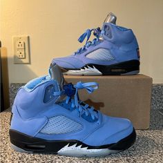 Nike Air Jordan 5 Retro Unc University Blue Black White Dv1310-401 Size 9 New Brand New Without Original Box Light Blue Cushioned Lace-up Basketball Shoes, Blue Leather Basketball Shoes With Cushioned Footbed, Casual Leather Basketball Shoes In Blue, Casual Blue Leather Basketball Shoes, Blue Basketball Shoes With Air Cushioning For Streetwear, Streetwear Blue Basketball Shoes With Air Cushioning, Blue Cushioned Lace-up Basketball Shoes, Blue High-top Basketball Shoes With Air Cushioning, Blue Basketball Shoes With Air Cushioning And Round Toe