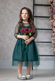 "Fluffy Emerald Mother and Daughter Dresses ● The perfect combination of dresses for mom and daughter for any celebration, or photoshoot ● This is a spectacular cocktail version of elegant dresses in the style of a family look ● The bodice and sleeves are made of velvet polka dot mesh ● Voluminous skirt consists of several layers of chiffon and plain soft mesh ● Has invisible side zipper for comfort ● At the waist, there is a neat chiffon belt, which is tied at the back with a bow ● Children's d Daughter Of The Bride Dresses, Daughter Of The Bride, Green Flowy Dress, Blush Maternity Dress, Green Flower Girl Dresses, Party Ideas Wedding, Boho Bridal Dress, 1st Birthday Dresses, Mother Daughter Dresses Matching