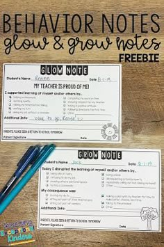 the behavior notes for kids to use on their notebooks are shown with pens and pencils