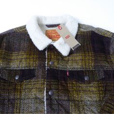 Levi’s Classic Jacket Plaid Corduroy Shell Faux Sherpa Lining, 50% Repreve Recycled Materials Snap Closure Front Rear Snap Adjustment Tabs Snap Closure Chest Pockets Levi’s Red Tab Badge On Chest Brand New With Tags Pricing Is Fair And Quite Firm . Please Let Us Know If You Have Any Questions. Grey Jean Jacket, Denim Sherpa Jacket, Sherpa Denim Jacket, Puffer Jacket Men, Sherpa Lined Denim Jacket, Concept Clothing, Vintage Levis Jeans, Levis Jacket, Classic Jacket