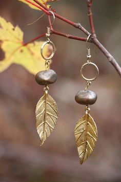 "Pair of beautiful, vintage, brass and stainless steel, leaf dangle earrings.  Keep the love, wear, and story going with Vintage Sustainable Jewelry from shopBIOME. Proceeds support my permaculture homestead in Maine: growing food and perennial plant diversity. This shop is also partnered with Eden Reforestion Projects to plant 5 TREES with each order!  Check out how many we've planted so far!  http://donors.edenprojects.org/user/biome/ \"Together Building a Regenerative Future\" * www.bi-ome.co Boho Earrings Diy, Owl In Tree, Permaculture Homestead, Jewelry Making Business, Homemade Earrings, Vintage Jewelry Ideas, Diy Jewelry Earrings, Handmade Clay Jewelry, Jewelry Making Earrings