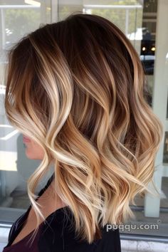 Blonde Ombré Highlights, Balayage Hair Brunette With Blonde Caramel Highlights, Brown To Blonde Root Melt, Lived In Blonde On Dark Hair, 2024 Blonde Highlights, Balayage Hair Light Brown To Blonde, Warm Bronde Balayage Medium Length, Balayage Hair Brunette With Blonde Short, Dark Blonde Balayage Short