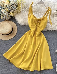 Fashion girl dress mini dressFabric: blendedColor: black, yellow, pink, appricot, blue, burgundy, rust redSize(cm): free sizelength 93 bust 70-90 waist 62-76 Yellow Casual Dress, Western Dress, Preppy Dresses, Fancy Blouse, Printed Long Dresses, Fancy Blouses, Fancy Blouse Designs, Dress Mini, Western Dresses