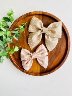 New Sailors bow style in an oh so summery light weight neutral print. Large Beige Polka Dot Measures Approximately 4.5 inches  Small Neural Pink Floral measures Approximately 3.5 inches  This listing is for 1 bow Summer Bow Headband, Summer Decorative Bow Headband, Cute Satin Bow For Spring, White Bow Tie Hair Accessories For Summer, Adjustable Decorative Bow Hair Accessory For Summer, Summer Hair Accessories With Decorative Bow For Gifts, Adjustable Hair Accessories With Decorative Bow For Summer, Summer Satin Bow Headband, Spring Satin Bow Headband