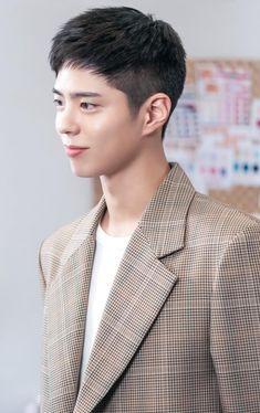 Gum Hairstyle, Asian Men Short Hairstyle, Park Bo Gum Cute, Boho Wedding Hair Accessories, Asian Man Haircut, Korean Men Hairstyle, Mens Hairstyle, Korean Short Hair, Hairstyle Short