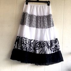 Y2k Vintage Skirt Girls Size Xl 16 May Fit Women’s Xs/S By Brand Amy’s Closet Please Compare Approximate Measurements. Beautiful, Flowy Skirt. Tiered. Floral Black And White Prints. Lace Bottom Tier. Never Worn. New Without Tags. Diy Tiered Skirt, White Lace Maxi Skirt, Floral Black And White, Skirt Tiered, White Lace Skirt, Maxi Lace Skirt, Tiered Midi Skirt, White Prints, Y2k Vintage