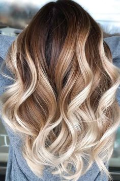 Brown Hair with Highlights Ideas for Any Hair - Glaminati Ombre Hair Color Medium Length, Light Blonde Balayage, Blonde Balayage Hair, Ombre Hair Blonde