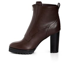 Step into timeless style with the Fern Ankle Boot. Its round toe and thick block heel ensure comfort without compromising on fashion. The front zip closure allows for easy wear, and the thick sole adds a touch of stability. Complete with back tabs for effortless on-and-off, this boot is perfect for any casual or chic ensemble. Bold and fiercely fashionable, no one does plus size fashion like City Chic. Loved around the globe for its diverse range of fashion-forward styles for any occasion. From Brown Zipper Closure Boots For Work, Brown Boots With Zipper Closure And Block Heel, Round Toe Heeled Boots With Zipper For Work, Zipper Closure Round Toe Heeled Boots For Work, Workwear Heeled Boots With Zipper Closure And Round Toe, Brown Ankle Heeled Boots With Zipper, Brown Ankle Heeled Boots With Zipper Closure, Brown Ankle Boots With Zipper Closure, Round Toe Heels With Zipper For Work