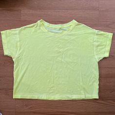 Lululemon Cates Tee Size 4 Please See Photos For Measurements Yellow Feel That Post-Practice Bliss All Day Long In This Soft, Lightweight Tee. Pima Cotton Fabric Is Breathable And Soft Against Your Skin Added Lycra Fibre For Shape Retention Cropped Length Pairs Perfectly With High-Waisted Bottoms Lightweight, Breathable The Perfect Tee In A Lovely, Sold Out Delicate Mint Look And Feel Great With Lululemon! All Items Are Cross Listed On Other Platforms. Bundle Items For An Automatic Discount, And Casual Relaxed Fit Tops For Light Exercise, Yellow Athleisure Tops For Sports, Casual Crop Top For Light Exercise, Yellow Stretch Athleisure Top, Yellow Cotton Workout Top, Yellow Athleisure Tops For Gym, Yellow Summer Gym Top, Yellow Gym Top For Summer, Yellow Athleisure Tops For The Gym