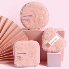 women Size: Laundry Bag; Round Box; Organic Bamboo; Cotton Pads; Friendly Reusable; Cotton Rounds For Toner.  Color: Pink. Reusable Cotton Rounds, Makeup Remover Towel, Cotton Rounds, Remove Makeup From Clothes, Makeup Puff, Removing Makeup, Makeup Remover Pads, Remove Makeup, Make Up Remover