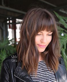 Haircuts For Frizzy Hair, Long Face Hairstyles, Bangs With Medium Hair, Long Bob Haircuts, Long Brown Hair, Long Bob Hairstyles, Penteado Cabelo Curto, Short Haircut, Haircuts For Long Hair