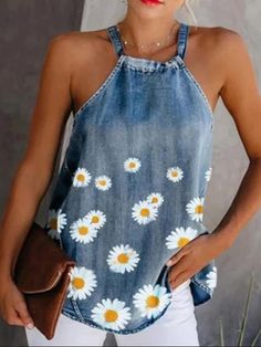 Återvinna Jeans, Denim Halter Top, Denim Tank Top, Denim Tank, Cold Shoulder Shirt, Denim Flowers, Halter Tank Top, Streetwear Tops, Shoulder Shirts