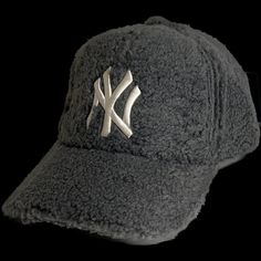 Color: GRAY NY hat  Adjustable  Unisex Teddy material Winter Snapback Fitted Hat, Winter Sporty Curved Brim Baseball Cap, Gray Baseball Cap For Streetwear And Baseball Season, Sporty Baseball Cap For Winter Sports, Gray Baseball Cap For Baseball Season Streetwear, Winter Sports Baseball Cap, Sporty Winter Baseball Cap For Sports, Gray Baseball Cap For Streetwear During Baseball Season, Sporty Winter Baseball Cap