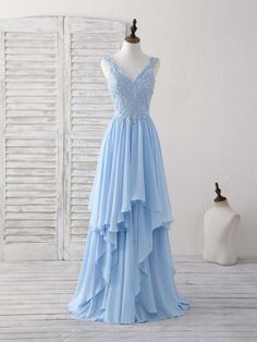 Blue V Neck Applique Chiffon Long Prom Dress Outfits For Women Lace Bridesmaid Dress डिजाइनर कपड़े, Prom Dress Lace, Winter Ball, Lace Bridesmaid Dress, Prom Dresses 2018, Lace Bridesmaids, Spider Girl, Blue Winter, Cute Prom Dresses