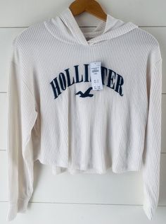 New with tags Retail $35 Hollister Ribbed Hooded Sweater Women’s Size XSmall. Cropped Stretch Ribbed Hooded Top, Casual Ribbed Hooded Top, Casual Stretch Ribbed Hoodie, Winter Cotton Hoodie With Ribbed Details, Casual Ribbed Hooded Hoodie, Casual Ribbed Hoodie, Casual Ribbed Hoodie Top, Hooded Ribbed Cotton Tops, Hooded Ribbed Sweatshirt For Fall