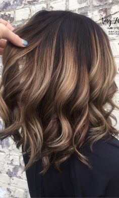 Pastel Hair Ombre, Highlights Brown Hair Short, Hair Color Ideas For Brunettes Short, Hair Color Ideas For Brunettes Balayage, Highlights Brown Hair Balayage, Cabelo Ombre Hair, Caramel Ombre, Brown Hair With Caramel Highlights, Brunette Ombre