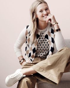 Toni Garrn, Estilo Preppy, Mode Casual, Jcrew Women, Passion For Fashion, Cardigan Sweater, Work Outfit, Casual Chic