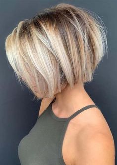 Bob Balayage, Latest Hair Color, Layered Hairstyles, Hair Diy, A Ponytail, Short Layered, Best Short Haircuts, Bob Haircuts For Women