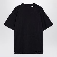 Imagine the comfort of your favorite tee, but with a laid-back vibe that's as effortless as your weekend plans. This oversized gem in a washed black makes for an easy, stylish staple you'll want to live in. Casual and cool, it's like a planet-friendly hug for you. Worn and creased black cotton for that lived-in feel Features a crew neck design Planet Earth print on the front Short sleeves and a straight hemline Made in Portugal 100% Cotton Black Washed T-shirt For Summer, Summer Black Washed T-shirt, Oversized Washed Black T-shirt For Summer, Washed Black Grunge T-shirt, Oversized Black Grunge T-shirt, Urban Oversized Washed Black Top, Oversized Washed Black Top, Oversized Black Grunge Tops, Black Distressed T-shirt For Summer