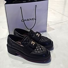 Worn Once Authentic Chanel Turn Lock Loafers Black Caviar Gold Hardware 39 (Fits Us 8) Please Know Your Size In Chanel Minor White Mark On Right Side Sole No Box Authenticated By Poshmark Quilted Top, Black Loafers, Black Caviar, White Mark, Chanel Shoes, Right Side, Flat Shoes Women, Gold Hardware, Loafer Flats