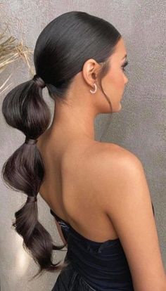 Up Dos For Prom, Bubble Ponytail, Classy Hairstyles, Up Dos, Hairstyles Volleyball, Sleek Ponytail, Sleek Hairstyles, Volleyball Hairstyles, Wedding Hair And Makeup