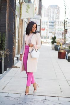 Work Outfits Frauen, Professional Dress, Corporate Fashion, Classy Work Outfits, Cute Winter Outfits, Professional Attire, Pink Pants, Working Woman