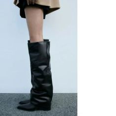 Over The Knee Leather Boots. Gaiter Detail. Pointed Toe. Heel Height: 3 Inches (7.7 Cm) Brand Zara Color Black Composition : Upper 100% Cow Leather Lining 100% Cotton Sole 100% Styrene Butadiene Rubber Insole 100% Goat Leather Condition New With Tag New In 2023 Faux Leather Heeled Boots With Flat Heel, Leather Knee-high Boots With Flat Heel For Winter, Faux Leather Knee-high Boots With Round Toe For Evening, Office Boots With Flat Heel In Faux Leather, Flat Heel Faux Leather Boots For Party, Evening Knee-high Boots With Round Toe In Faux Leather, Faux Leather Boots With Flat Heel For Office, Faux Leather Flat Heel Boots For Office, Office Faux Leather Boots With Flat Heel