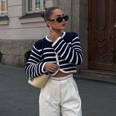 PULL LOUISE - Shyrz - streetwear - y2k - casual - vanilla Knitted Jackets Women, Cute Coats, Corporate Attire, Elegant Sweater, Mode Inspo, Looks Chic, Short Jacket, Looks Style