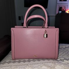 Never Used Purse. Classic Pink Bag For Formal Occasions, Classic Pink Bags For Formal Occasions, Classic Pink Formal Bag, Elegant Pink Tote Bag, Elegant Pink Top Handle Satchel, Elegant Pink Satchel For Formal Occasions, Elegant Pink Shopping Bag, Pink Satchel With Gold-tone Hardware For Office, Pink Office Satchel With Gold-tone Hardware