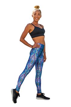 Your iridescent beauty will capture envious attention! The SlipIns Pink Abalone Sea Legs design was inspired by an iconic California shellfish and its lustrous, colorful shell. SlipIns Sea Legs feature high-waisted legging comfort in a 4-way stretch, fast-drying fabric with 50+ UPF sun protection. And good news: they’re not see through, wet or dry! SlipIns Sea Legs make diving, freediving, snorkeling, standup paddling, surfing, boating, and beach going even better. Also great for the gym or at h Standup Paddling, Zipper Swimsuit, Surf Leggings, Swim Leggings, Sun Protective Clothing, Perfect Leggings, Sun Shirt, Compression Pants, Fun In The Sun