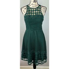 Nwt Lumier By Bariano Evergreen Lace Dress - Size Small Approx Measurements 15” W (Pit Yo Pit) / 38” Length Spring Party Dark Green Mini Dress, Fitted Dark Green Mini Dress For Date Night, Fitted Dark Green Summer Dress, Fitted Dark Green Dress For Date Night, Sleeveless Dark Green Spring Dress, Sleeveless Dark Green Dress For Spring, Green A-line Mini Dress For Date Night, Dark Green Sleeveless Dress For Spring, Dark Green Fitted A-line Dresses