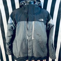 Thick North Face Hyvent Series Jacket With Detachable Hood And Several Hidden Pockets Throughout Mountain Winter, North Face Hyvent, The North Face Jackets, North Face Jackets, Detachable Hood, North Face Jacket, North Face, The North Face, Mens Jackets