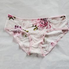 Nwt Victoria's Secret Hipster Ruched Panties Floral Size Xs Super Cute Feminine Stretch Floral Print Bottoms, Stretch White Bottoms With Floral Print, White Stretch Bottoms With Floral Print, White Floral Print Stretch Bottoms, Feminine Stretch Cotton Bottoms, Victoria's Secret Floral Print Bottoms For Spring, Victoria's Secret Spring Floral Print Bottoms, Stretch Floral Print Bottoms For Daywear, Vs Lingerie