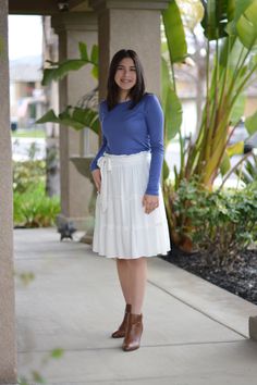 Relaxed Tiered Skirt With Tie Waist, Flowy Tie Waist Tiered Skirt, Flowy Tiered Skirt With Tie Waist, Spring Tiered Skirt With Tie Waist, Casual Belted Flowy Skirt, Flowy Skirt With Banded Waist For Spring, White Skirt, Fabric Belt, Small Waist