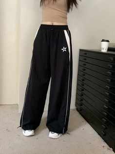 Women Star Print Contrast Trim Loose Pants, Y2K Elastic Waist And Hem Casual Trousers, Women Apparel Black Casual   Polyester Colorblock,Letter,Plain,Striped Wide Leg Non-Stretch  Women Clothing, size features are:Bust: ,Length: ,Sleeve Length: Cute Grunge Outfits, Y2k Outfits Aesthetic, Baggy Clothing, Cute Grunge, Estilo Y2k, Pants Y2k, Trendy Business Casual, Striped Wide Leg Pants, Y2k Clothes