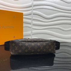 Size: Standard Size It comes with Dust box, Care manual, Tag, and Paper bag. Top Collection, Cute Bag, New Handbags, Caribbean Netherlands, Crossbody Shoulder Bag, Louis Vuitton Bag, Wellness Design, Messenger Bag, Clutch Bag