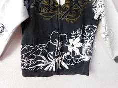 "Men's hoodie Black and white floral pattern Colorful floral patterns on hood Draw string Material - 60% cotton, 40% polyester Normal wear signs, but condition is great Dimension - shoulder 21\", armpit to armpit 26\" sleeve 23.5\" length 31\"" White Casual Hoodie With Floral Print, White Cotton Hoodie With Floral Print, White Floral Print Cotton Hoodie, Casual Cotton Hooded Jacket With Graphic Print, Spring Streetwear Hooded Jacket, Spring Cotton Hooded Jacket For Streetwear, White Floral Print Hoodie For Spring, Casual Hooded Sweatshirt With Floral Print, Casual Floral Print Hooded Sweatshirt