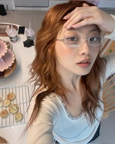 Asian Makeup Glasses, Ginger Hair Girl, Asian Makeup Tips, Baking Therapy, 얼굴 드로잉, Ginger Girls, Models Makeup, December 8