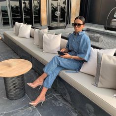 Charlotte Emily Sanders, Emily Sanders, Hairstyles And Makeup, Charlotte Emily, Casual Chic Outfits, Looks Jeans, Beauty Hairstyles, Denim On Denim