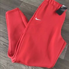 Ci4461-657 Red Nike Sweatpants, Nike Joggers Mens, Nike Fleece Sweatpants, Nike Track Pants Mens, Colored Sweatpants, Mens Nike Sweatpants, Nike Sweatpants Mens, Mens Grey Sweatpants, Red Sweatpants