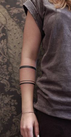 tribal line arm tattoos - Google Search Arm Band Line Tattoo, Herren Hand Tattoos, Lines Tattoo, Tattoo Band, Quarter Sleeve Tattoos, Bored Art, Armband Tattoos, Swallow Tattoo, Polynesian Tattoos