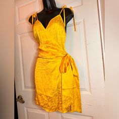 Nwt The Andamane Yellow Wrap Style Sleeveless Mini Dress Size S. Sash Tie Closure. 100% Viscose Hufflepuff Party Dress, Gold Dama Dresses Quinceanera Slip, Cheap Yellow Bodycon Dress For Night Out, Elegant Sleeveless Mini Dress With Wrap-around Straps, Elegant Yellow Sleeveless Dress For Vacation, Spring Sleeveless Sundress Wrap Dress, Sleeveless Sundress With Tie Back For Party, Sleeveless Summer Dresses With Wrap-around Straps, Sleeveless Tie Back Sundress For Party