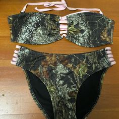 Brand New Never Worn Camo Wildlife Dreams Bikini 2000s Camo Fashion, Camo Mini Skirt Y2k, Camo Swimsuit Bikinis, Camo Swimsuit, Camo Lingerie, Muddy Girl Camo, Casual Country Outfits, Swimsuits Outfits, Camo Outfits