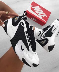 Sneaker Outfits, Cute Nike Shoes, Fresh Shoes, Hype Shoes, Cute Nikes, Aesthetic Shoes, Shoes Sneakers Adidas