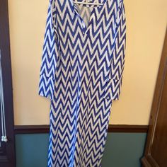 Super Soft Chevron Design Beach Dress. This Came From An Heiress’s Estate. Pit To Pit Measures 20” And 52” Long. Blue V-neck Maxi Dress For Poolside, Blue Long Sleeve Maxi Dress For Beach Season, Blue Beachwear Maxi Dress For Daywear, Blue Long Sleeve Poolside Dress, Blue Long Sleeve Dress For Poolside, Fitted Long Sleeve Poolside Dress, Fitted Long Sleeve Dresses For Poolside, Formal Skirt And Top, Puff Sleeve Gown