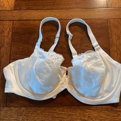 New Not Worn Without Tags. Ended Up Not Wearing. Purchased Before I Was Pregnant A Few Years Ago But Different Size Now. I Have A Black One Listed Also. Lined But Not Padded Cups. Metal Hardware. Great Quality. Elegant White Nursing Bra With Medium Support, Wedding Full Coverage Fitted Bra, Elegant White Stretch Nursing Bra, Daywear Full Cup Bra With Lace Trim, Cream Lace Bra With Lace Trim, White Lace Sleepwear With Built-in Bra, Feminine Sleepwear With Built-in Underwire Bra, Lace Camisole With Built-in Underwire Bra, Pretty Lingerie